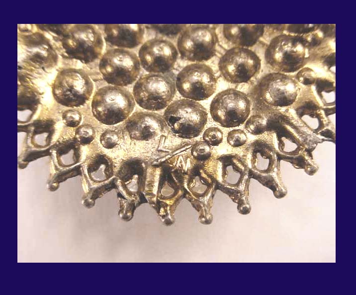 Little Nemo Colorful Rhinestone Brooch Signature