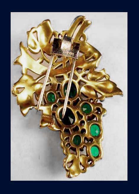 Large Trifari Enamel and Emerald Green Rhinestone Fur Clip Back