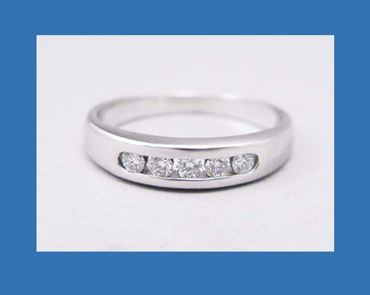 James Avery Debra Ring Band Diamond 18K White Gold Retail $1100
