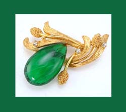 Hattie Carnegie Green Glass Tear Drop Brooch