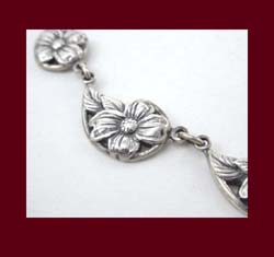 Danecraft Sterling Floral Necklace Close