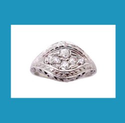 18k White Gold Filigree Diamond Ring Front