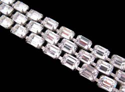 Shimmering Emerald Cut Rhinestone Bracelet Close