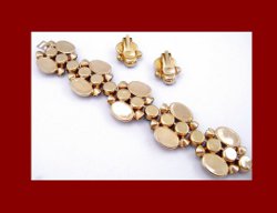 Fancy Glass Cabochon Bracelet and Earrings Back