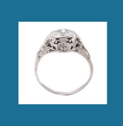 18k White Gold Filigree Diamond Ring Signature