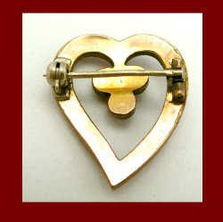 Witch's Heart Bohemian Garnet Brooch Back
