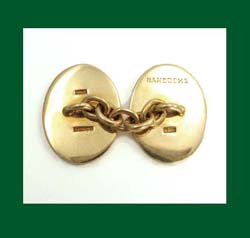 Hancocks 18k Gold Enamel Cufflinks Signature