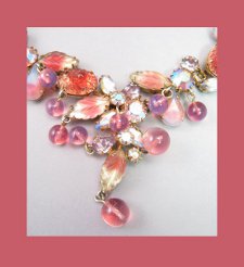 Pretty in Pink Kramer Rhinestone and Molded Glass Necklace Close