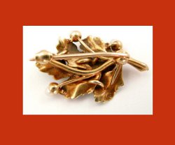 Krementz 14k Gold Enamel Oak Leaves and Pearl Acorns Pin Signature