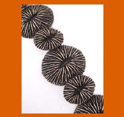 Mosell Enamel Floral Link Bracelet Close Up