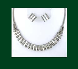 Esha Randel Style Mother of Pearl Necklace and Earrings