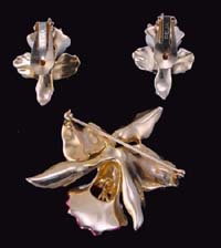 Reja Enamel Orchid Flower Pin and Earrings Back