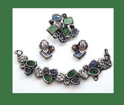 Schiaparelli Glass Leaf and Rhinestone Bracelet, Pin and Earrings Back