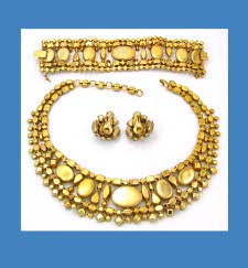 Schreiner Aqua and Turqouise Rhinestone Necklace, Bracelet and Earrings Signature