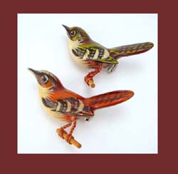 Male and Female Wren Pins