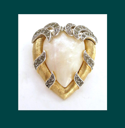 Trifari Fantasia Pearl Heart Pin Front
