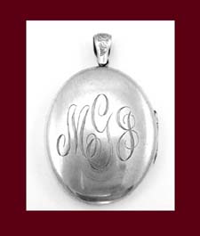 Victorian Sterling Floral Locket Back