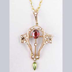 Victorian Peridot and Garnet 9 ct Gold Pendant/Pin