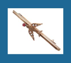 Victorian 10k Gold Swallow Pin