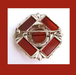 Wachenheimer (Diamonbar) Sterling and Carnelian Pin Signature