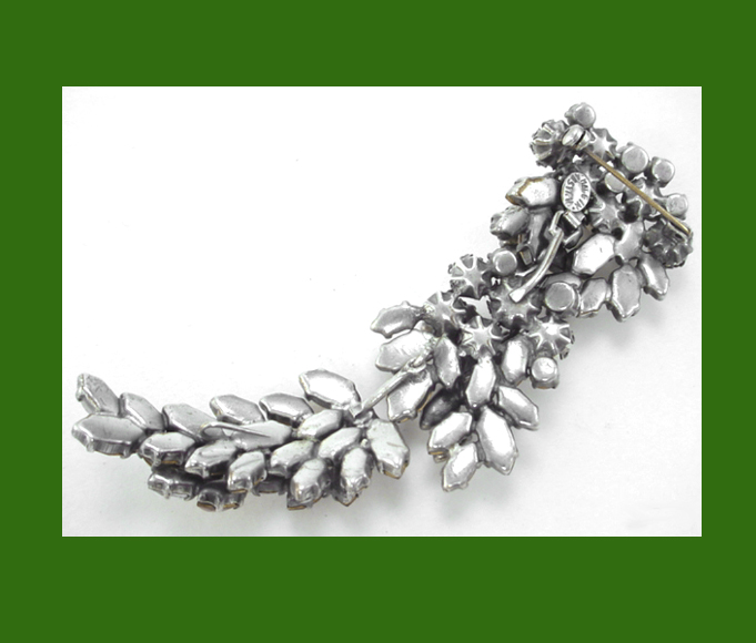 Austria Rhinestone and Pearl Over the Shoulder Pin