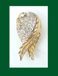 Jomaz Rhinestone & Gold Tone Pin/Fur Clip