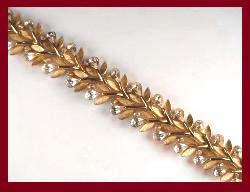 Trifari Gold Tone Leaf & Rhinestone Bracelet